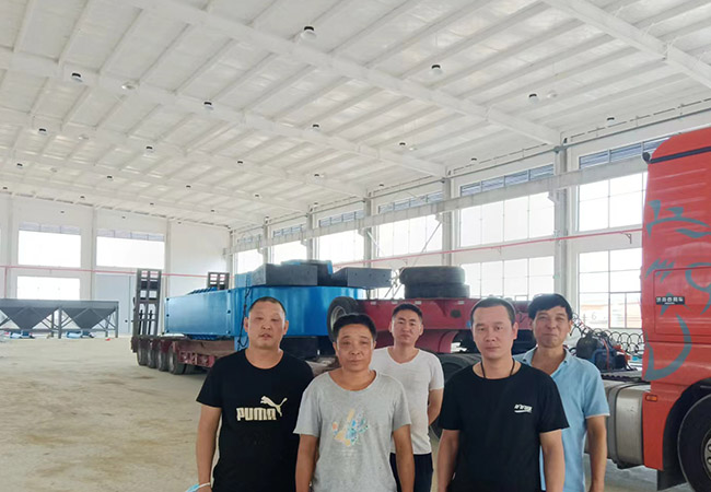 電梯配重塊設備